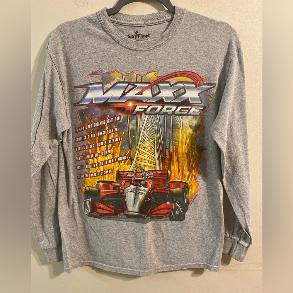 Mens Six Flags Maxx Force Roller Coaster Gray Long Sleeve T-Shirt‎ Size Medium